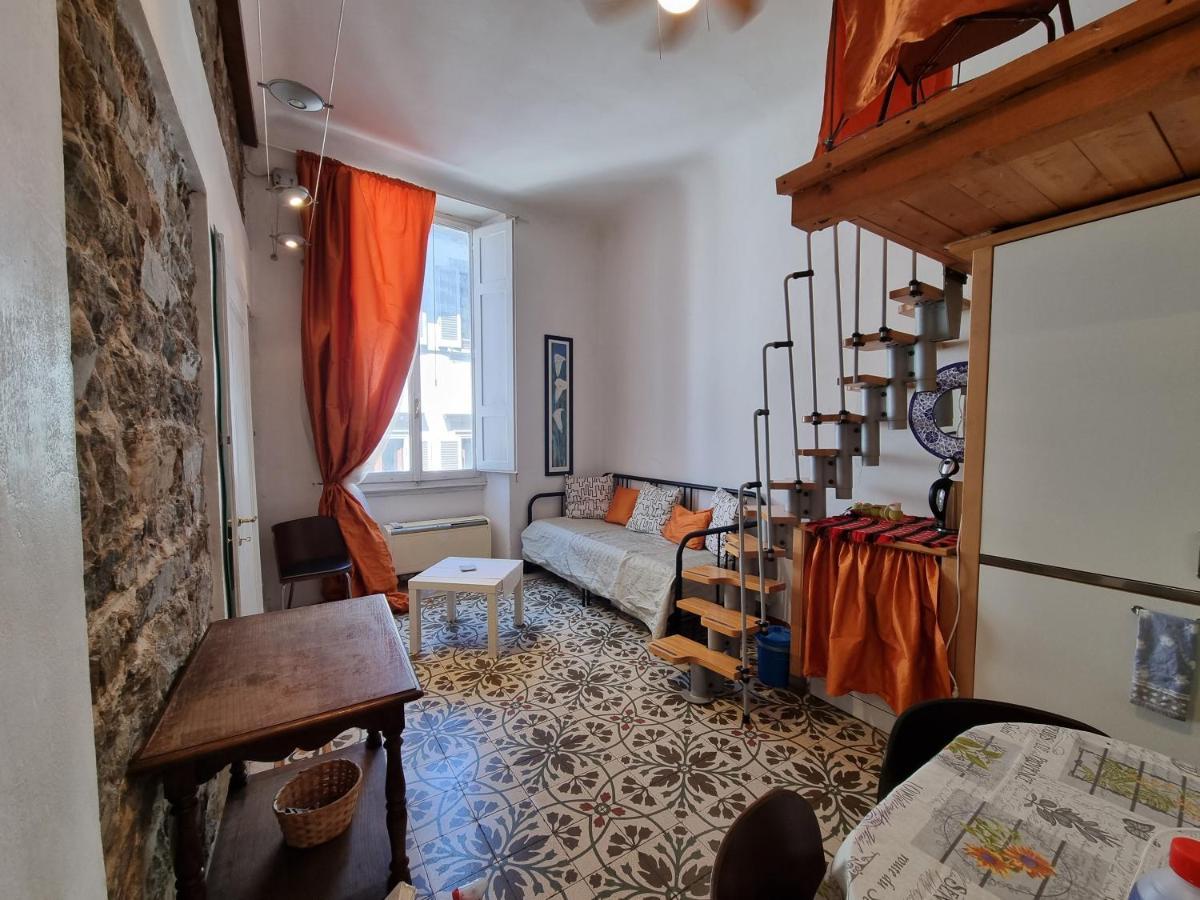 La Sede Dell'Arte Monolocale Studio E Camere In Torre Medievale Vicino A Duomo E Piazza Signoria Florence Luaran gambar
