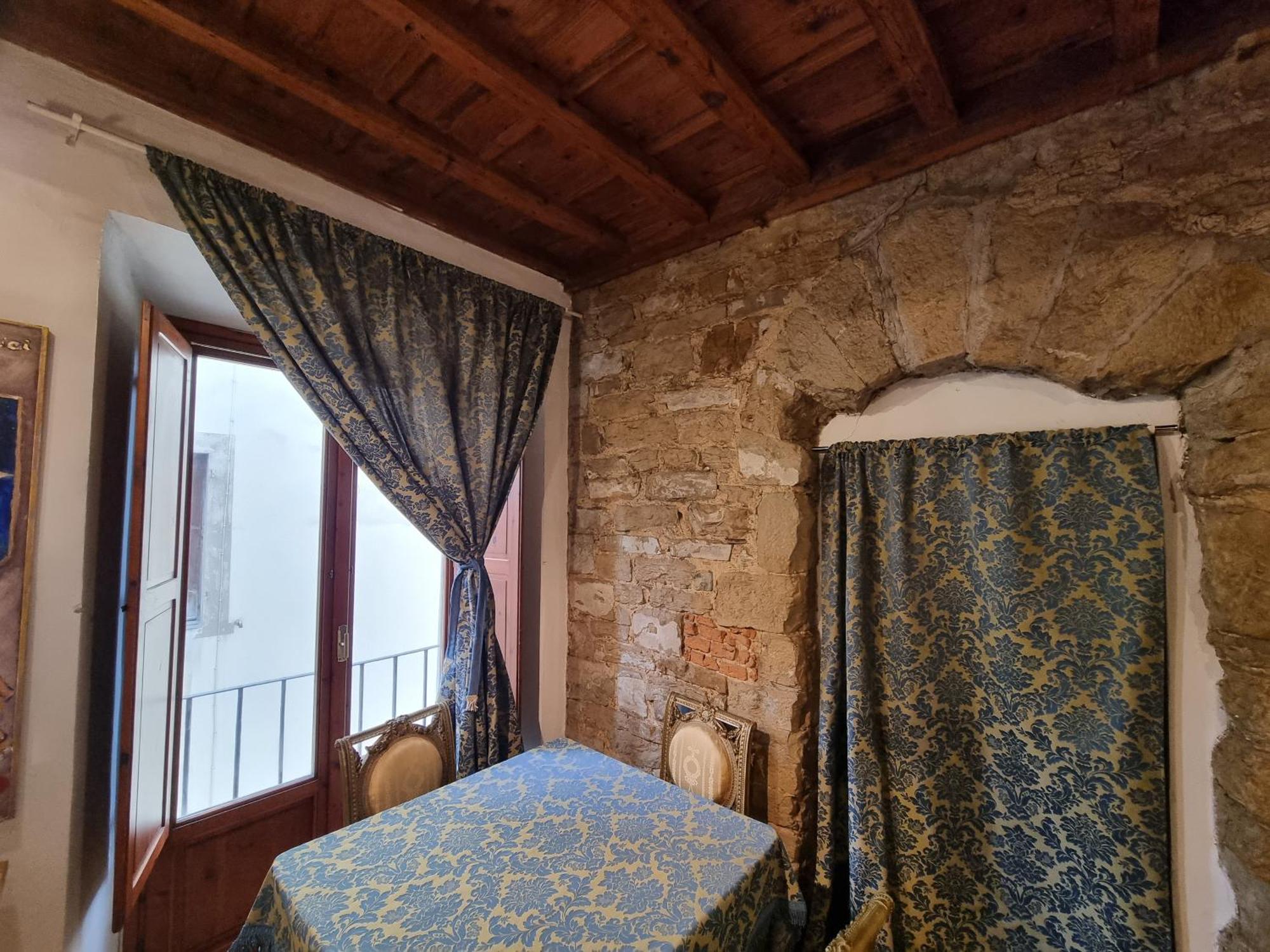 La Sede Dell'Arte Monolocale Studio E Camere In Torre Medievale Vicino A Duomo E Piazza Signoria Florence Luaran gambar