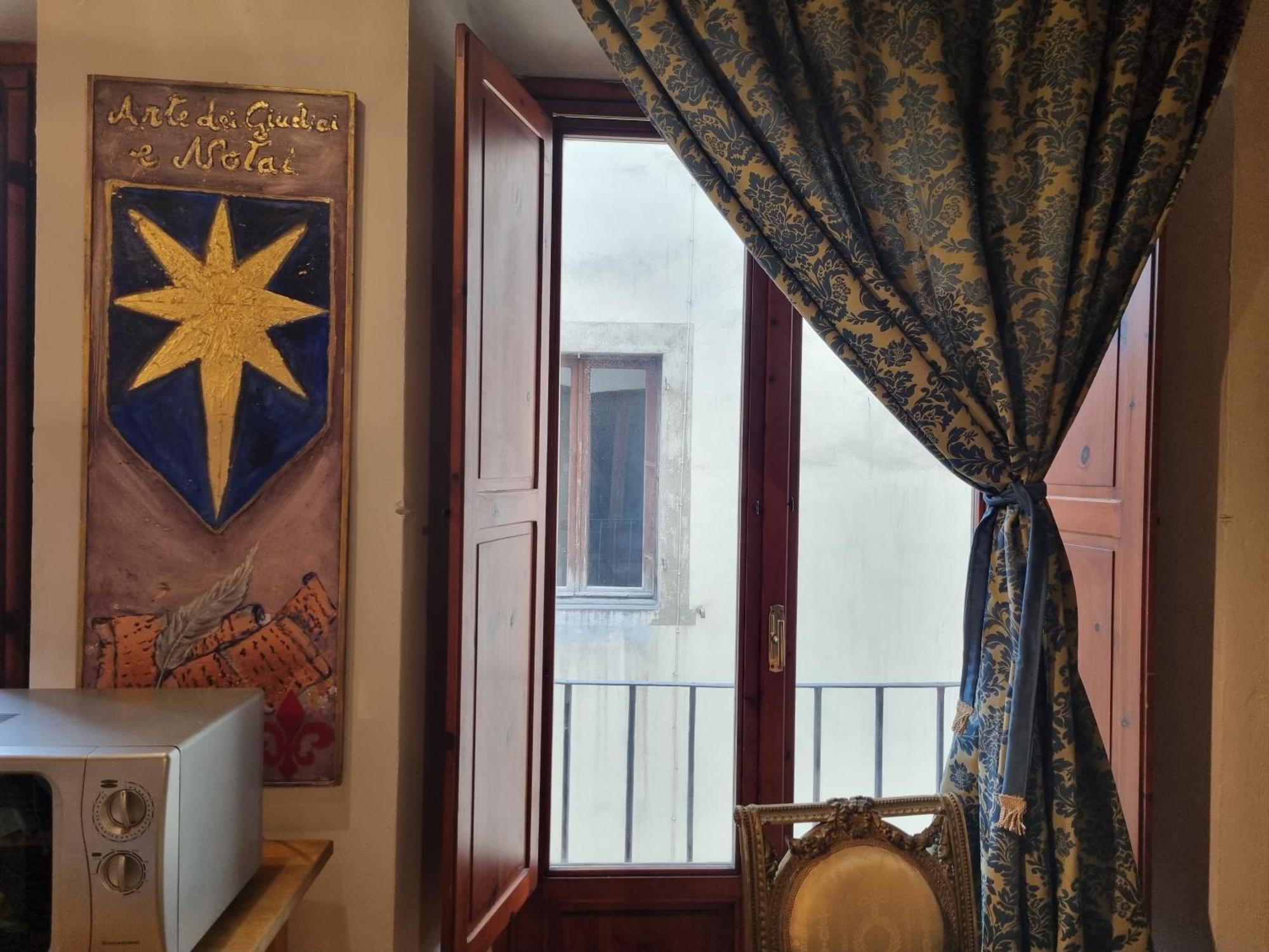 La Sede Dell'Arte Monolocale Studio E Camere In Torre Medievale Vicino A Duomo E Piazza Signoria Florence Luaran gambar