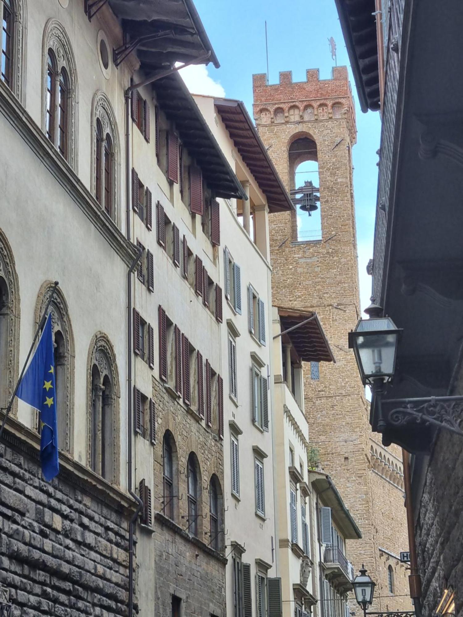 La Sede Dell'Arte Monolocale Studio E Camere In Torre Medievale Vicino A Duomo E Piazza Signoria Florence Luaran gambar