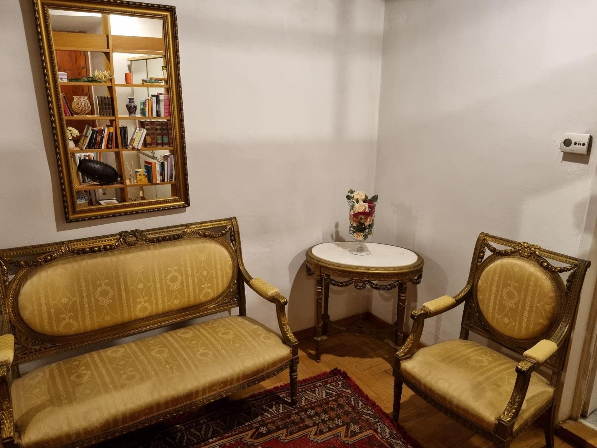 La Sede Dell'Arte Monolocale Studio E Camere In Torre Medievale Vicino A Duomo E Piazza Signoria Florence Luaran gambar