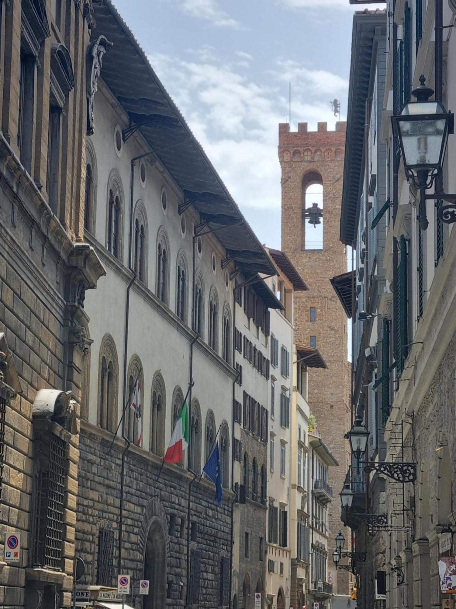 La Sede Dell'Arte Monolocale Studio E Camere In Torre Medievale Vicino A Duomo E Piazza Signoria Florence Luaran gambar